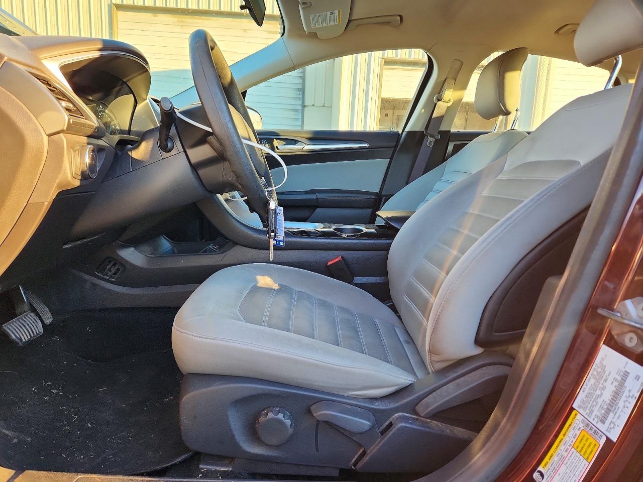 2013 Ford Fusion s
