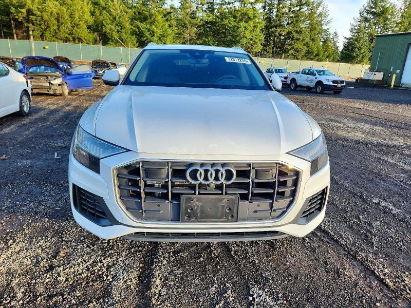 2023 Audi Q8 Premium