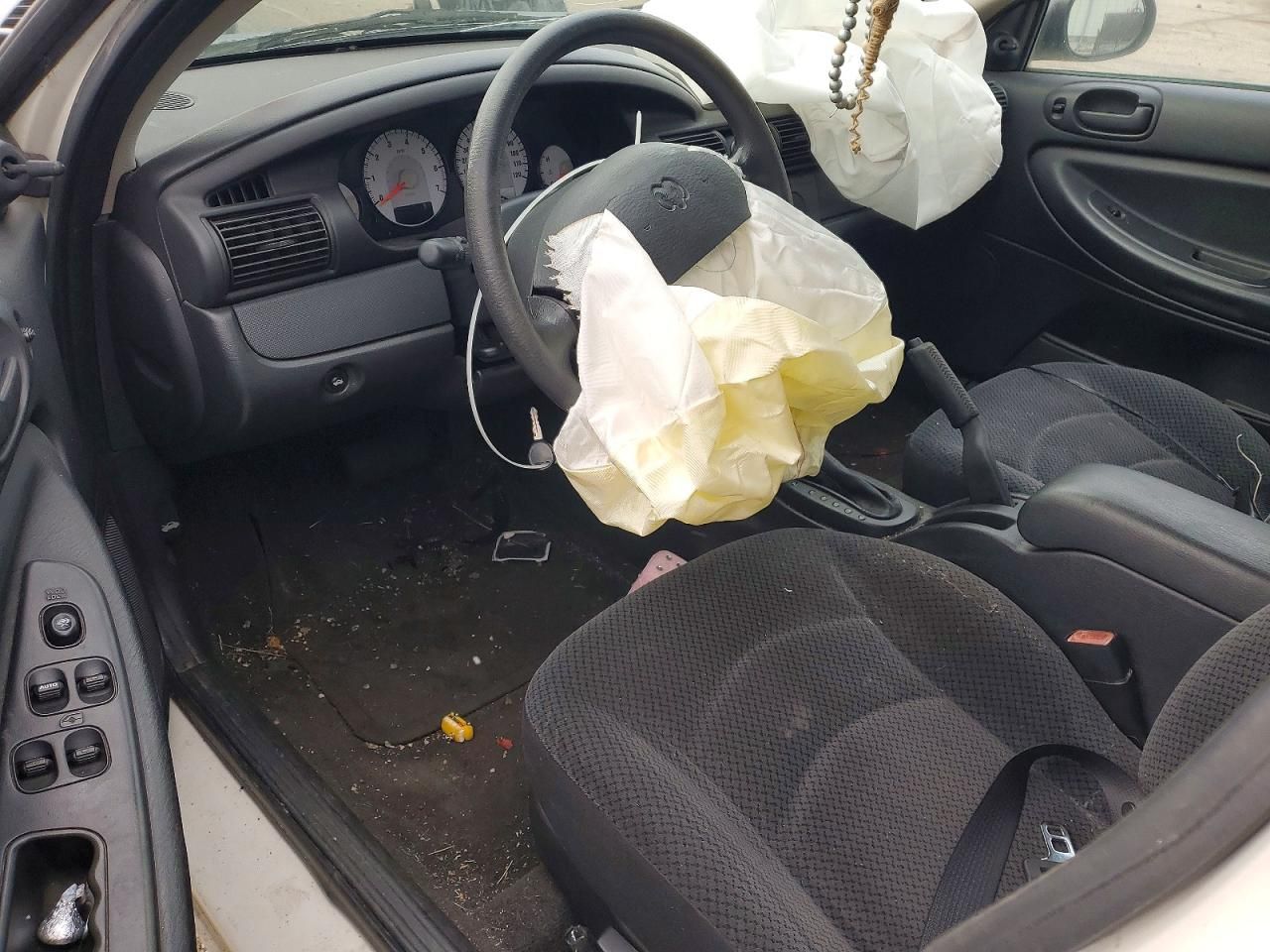 2004 Dodge Stratus se