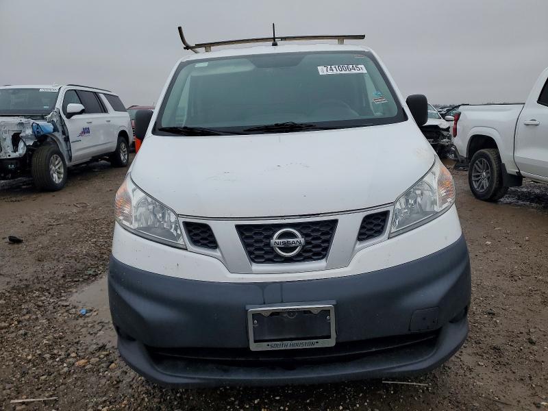 2019 Niss Nv200