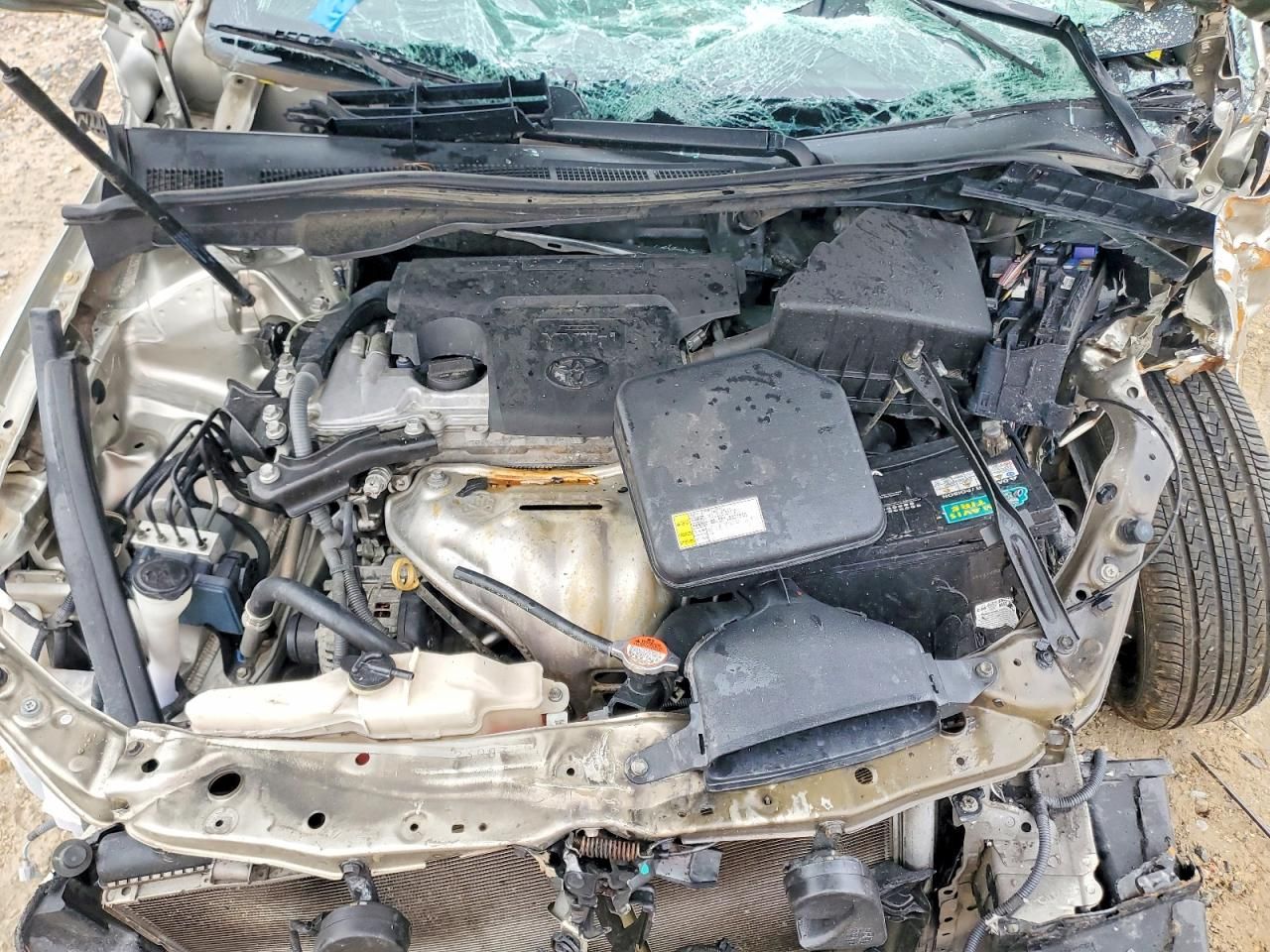 2016 Toyota Camry le