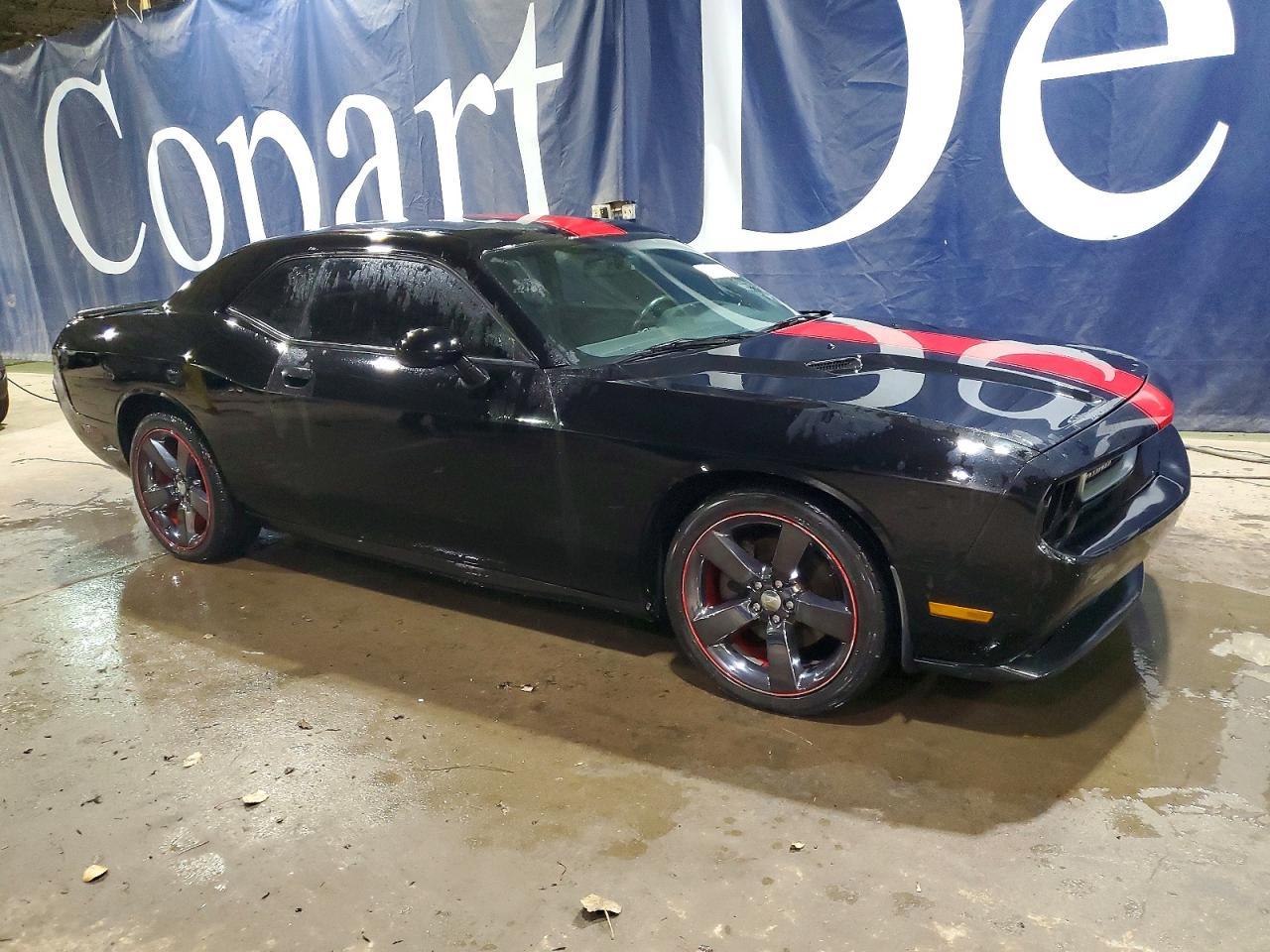 2012 Dodge Challenger sxt