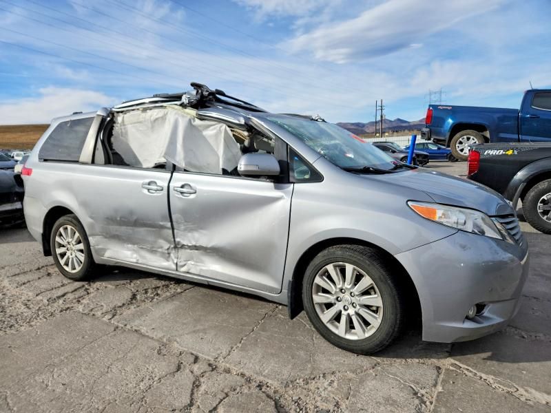 2013 Toyota Sienna xle