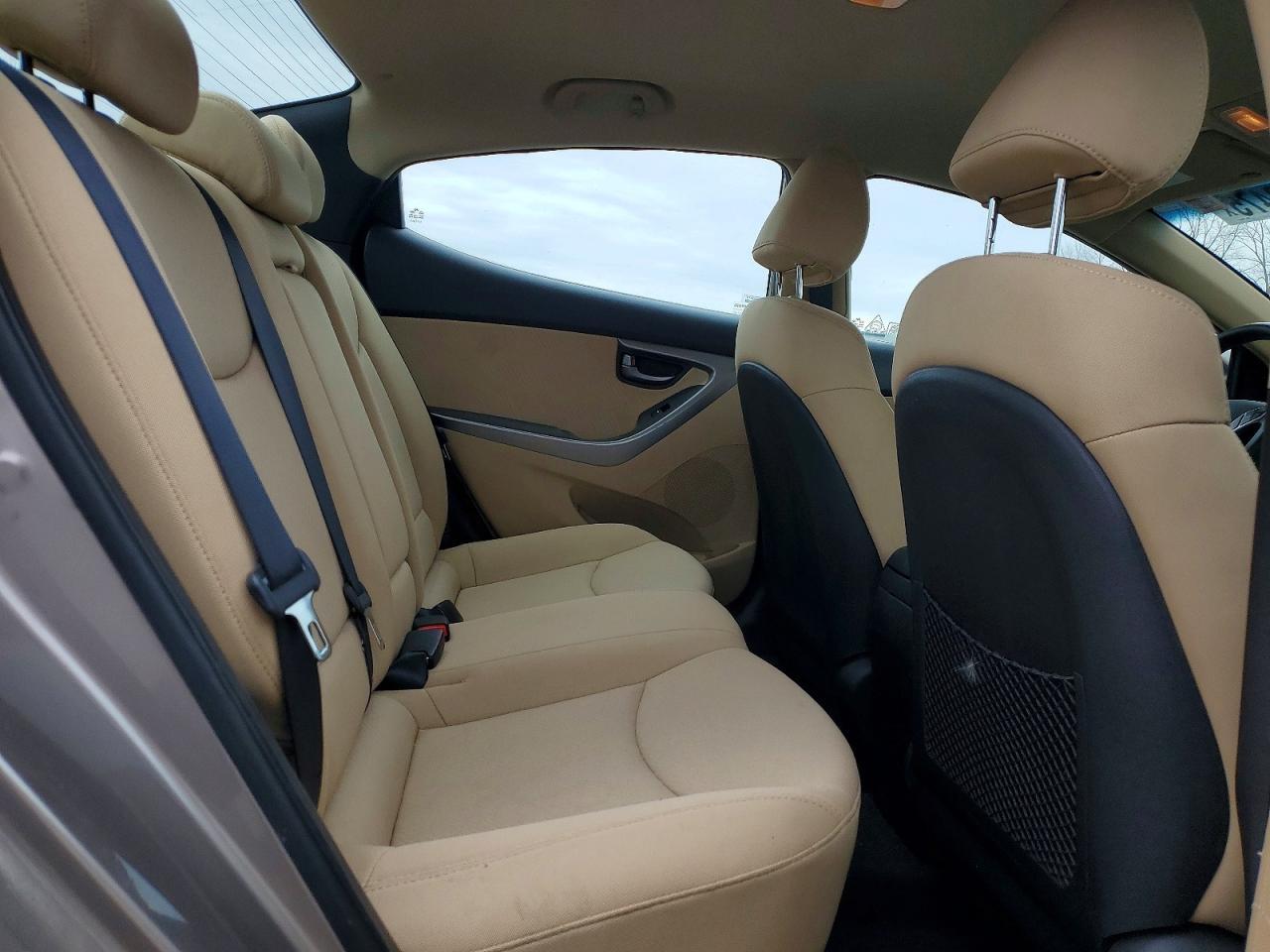 2011 Hyundai Elantra gls