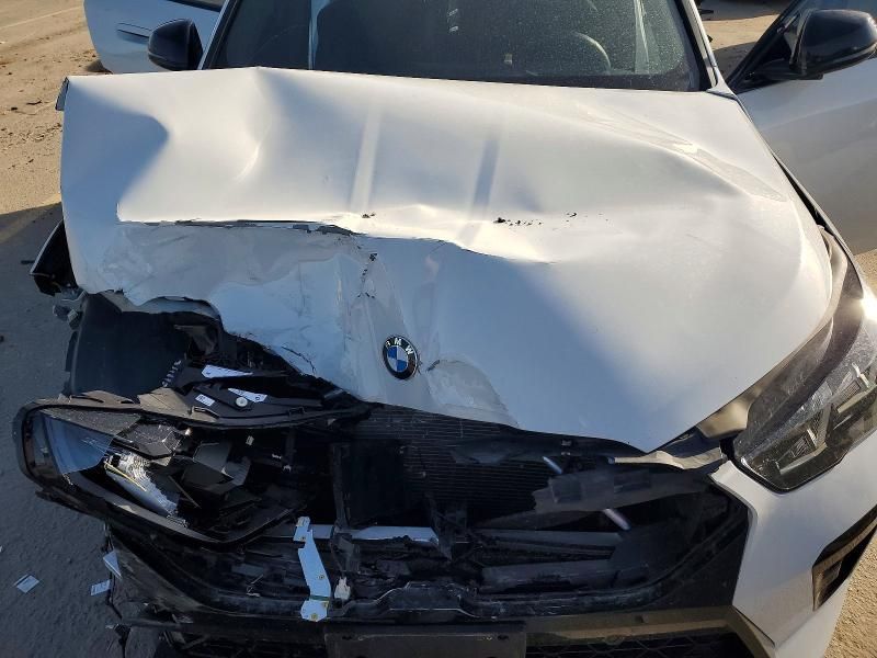 2025 BMW X2 Xdrive28i