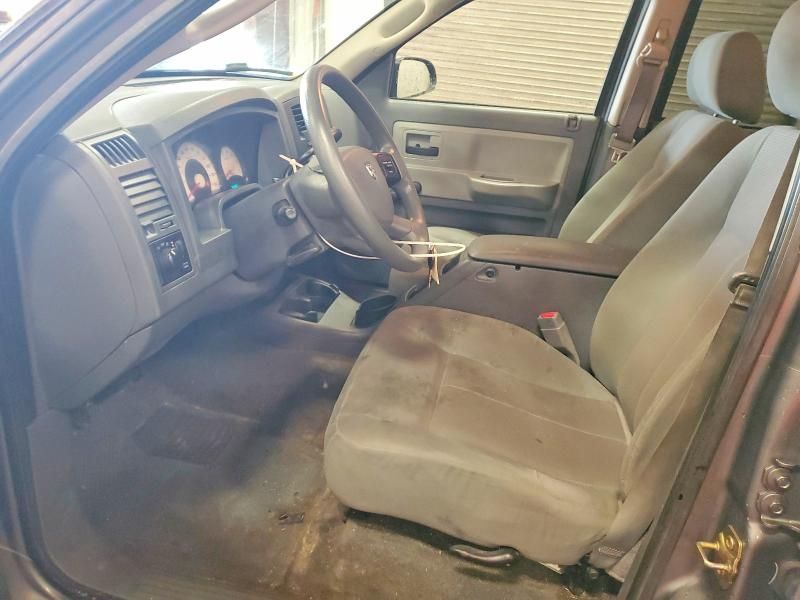 2005 Dodge Dakota Quattro