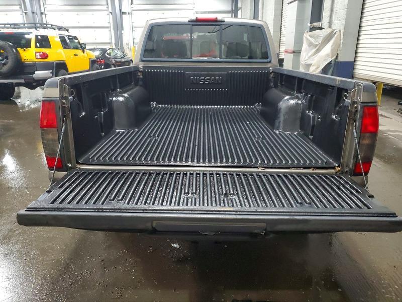 2004 Nissan Frontier XE-V6