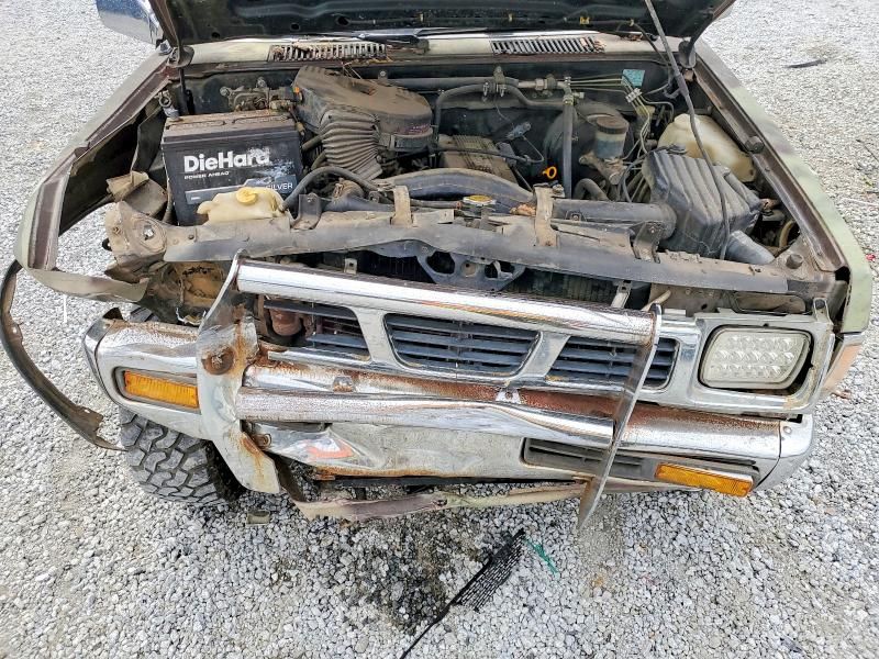 1995 Nissan Truck King cab xe