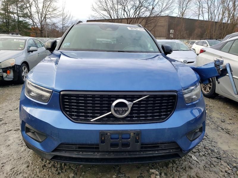 2019 Volvo Xc40 T5 Momentum