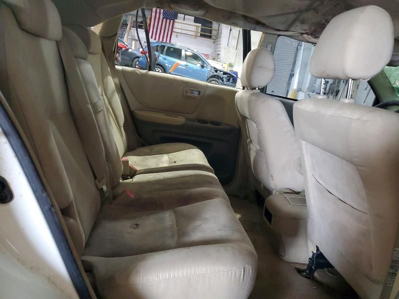 2004 Toyota Highlander Base