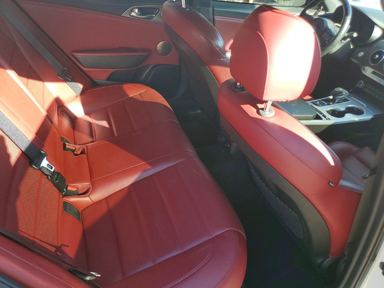 2018 KIA Stinger GT2