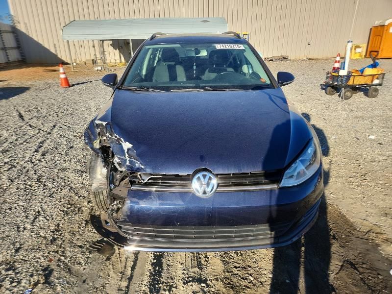 2016 Volkswagen Golf Sportwagen s