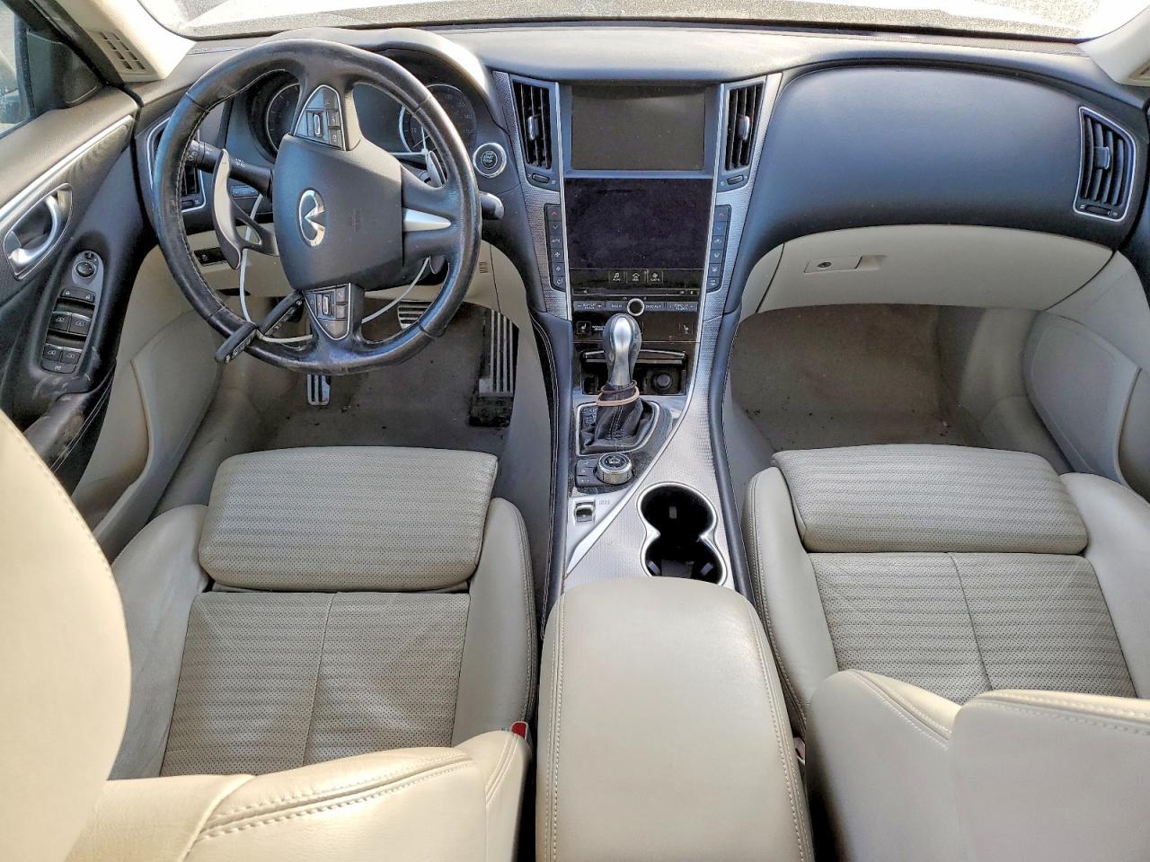 2015 Infiniti Q50 Base