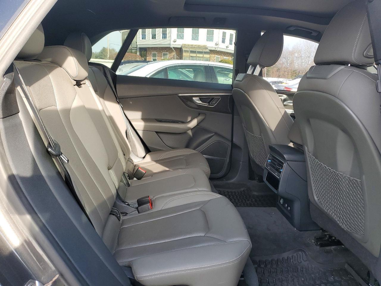 2019 Audi Q8 Premium Plus