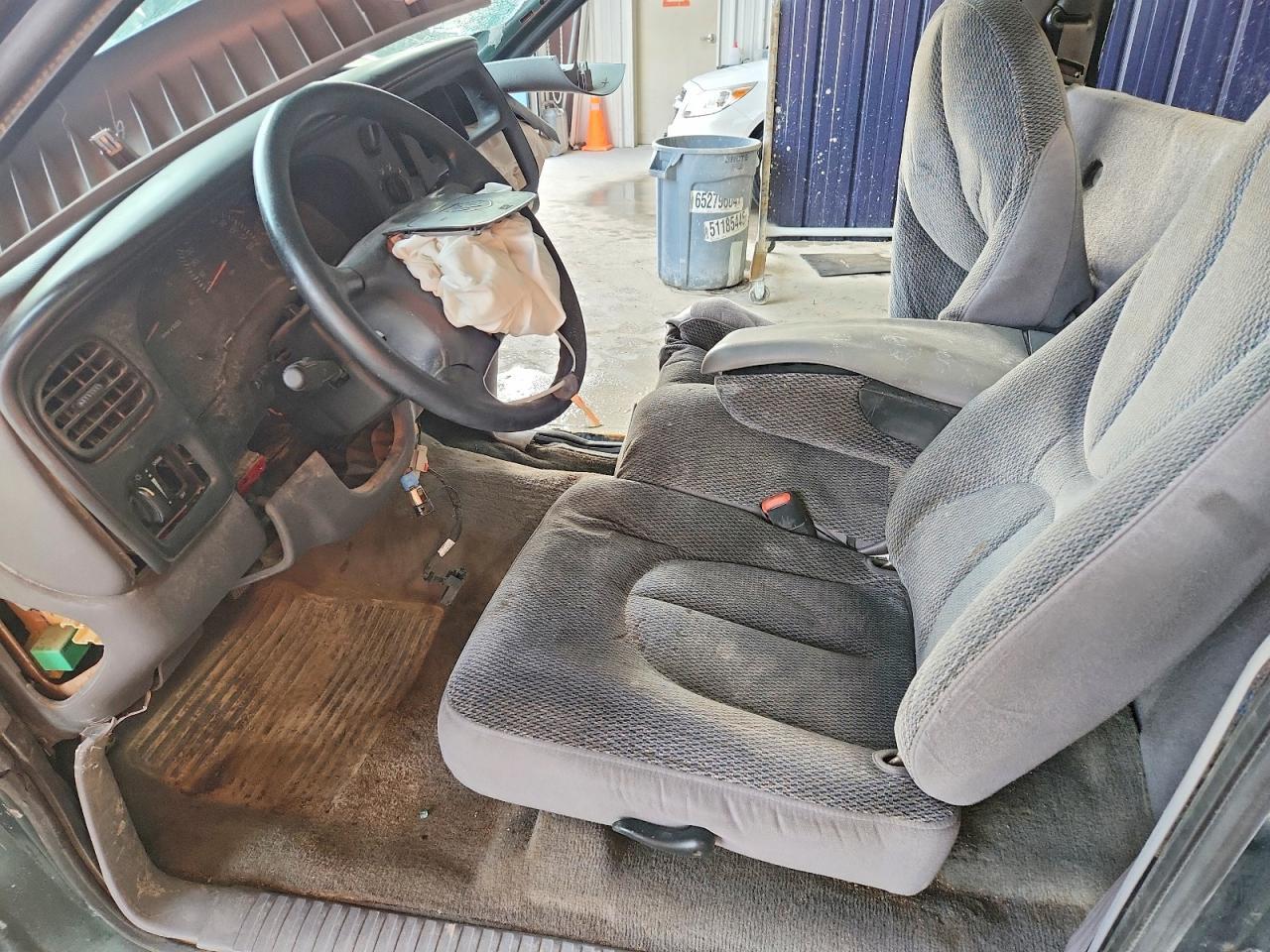 1999 Dodge Dakota