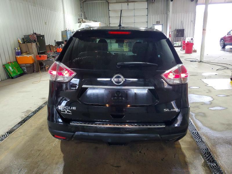 2015 Niss Rogue s