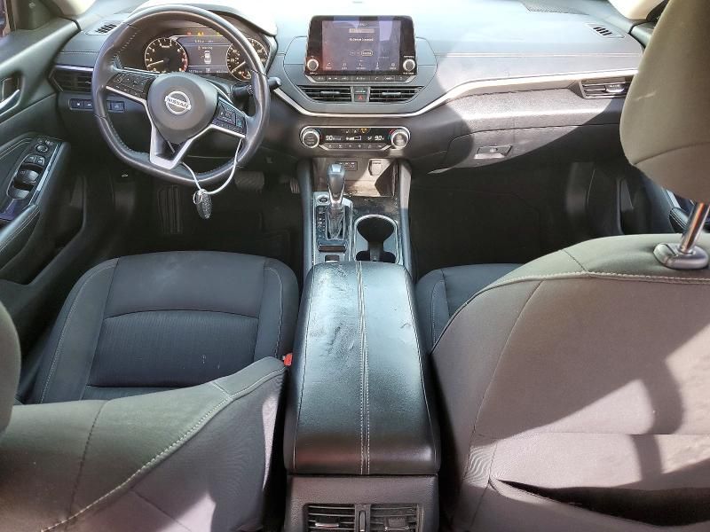 2020 Nissan Altima sv