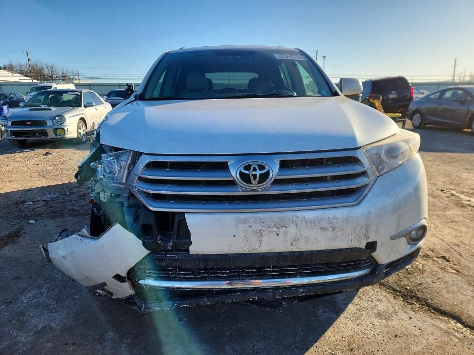 2012 Toyota Highlander Base