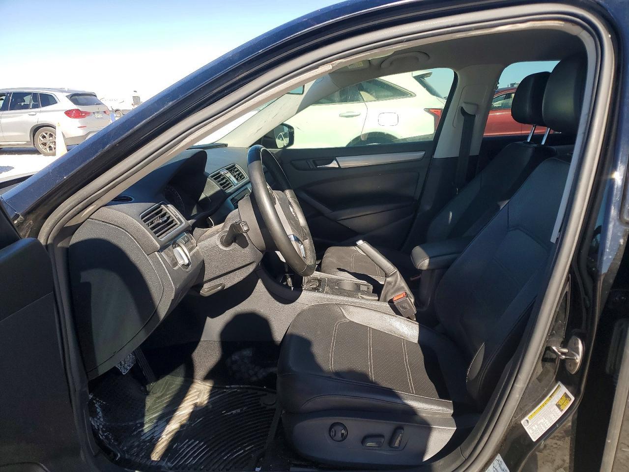 2014 Volkswagen Passat s