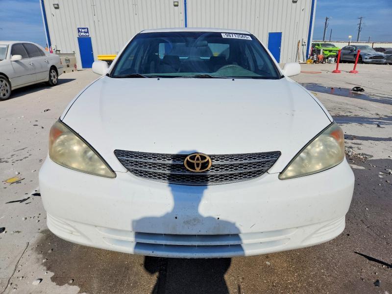 2003 Toyota Camry le