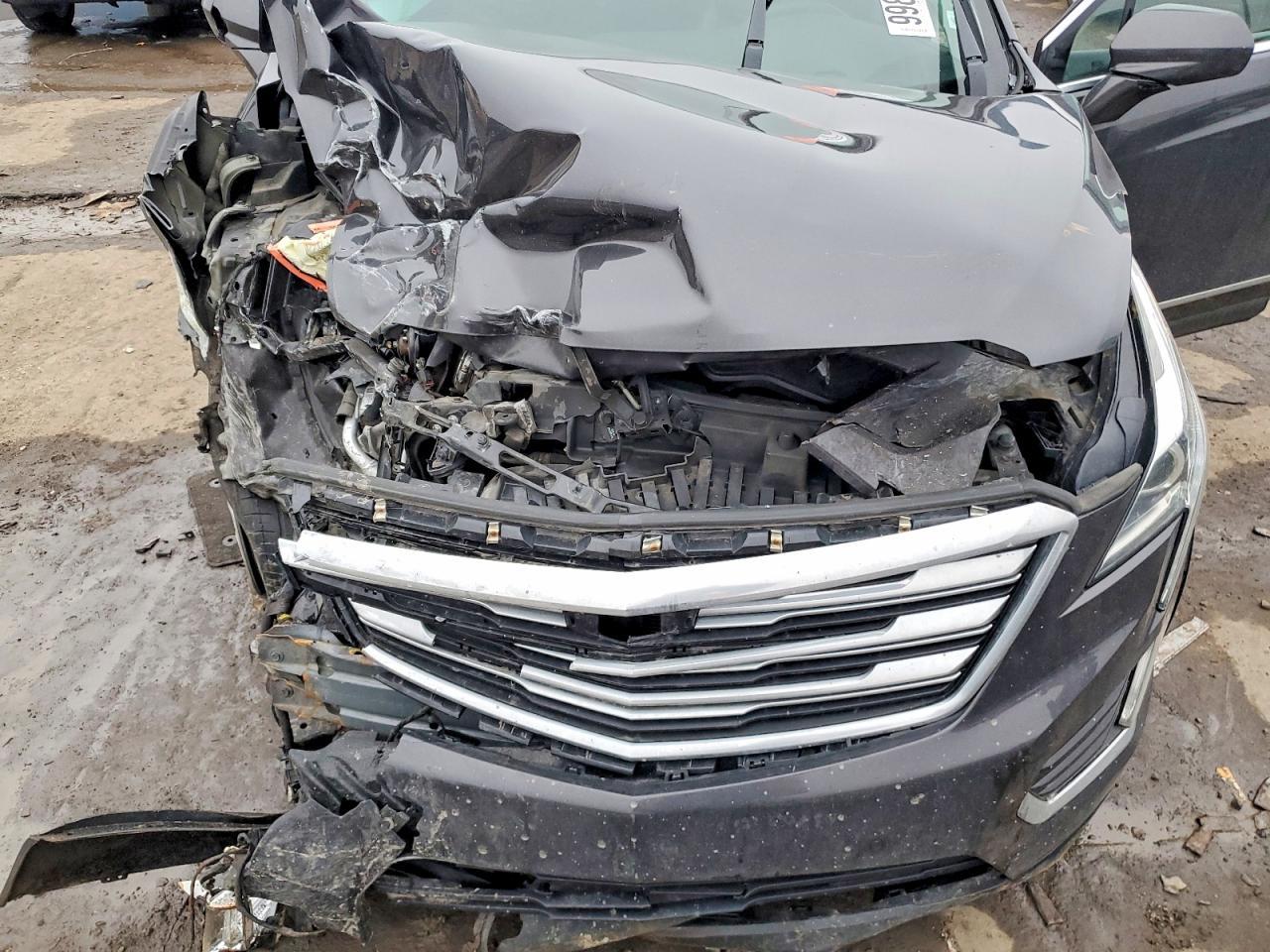 2017 Cadillac XT5 Luxury