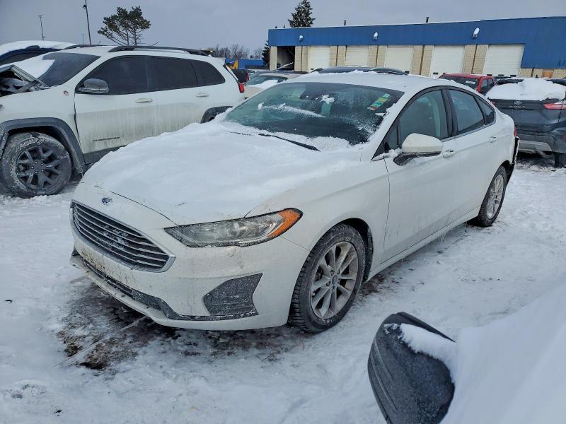2020 Ford Fusion se