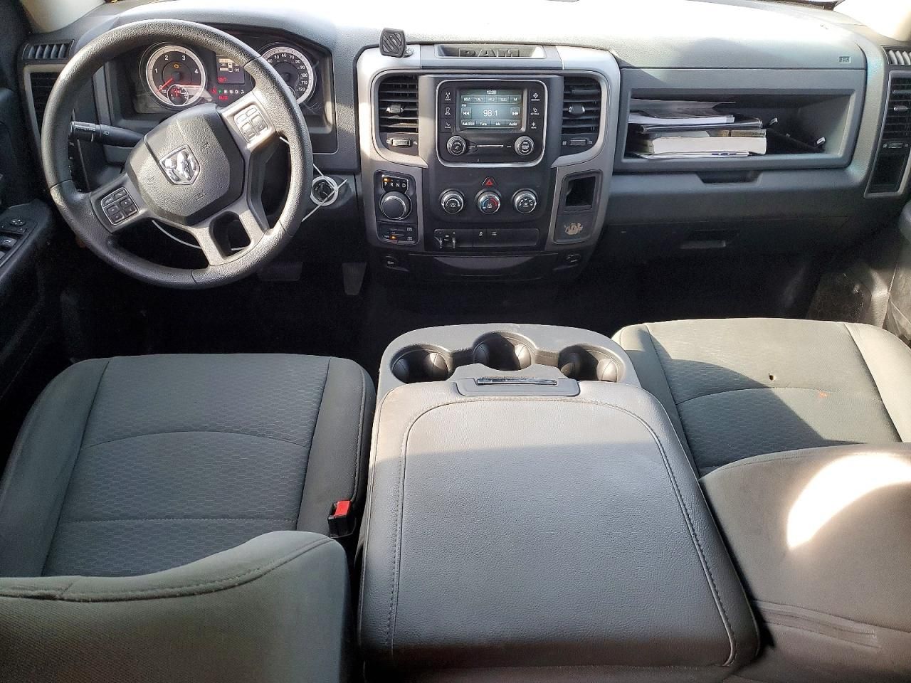 2015 Dodge Ram 1500 st