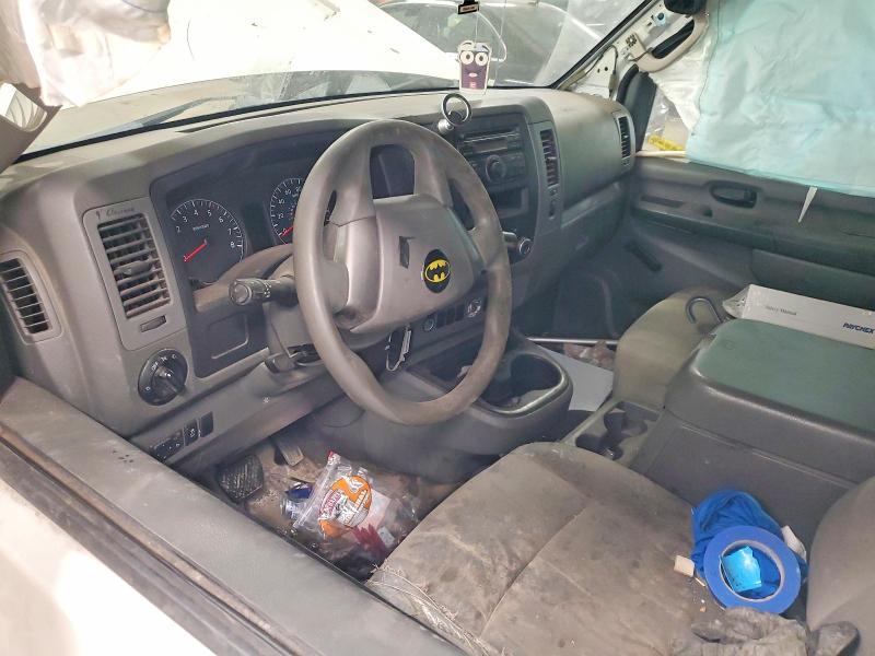 2012 Niss Nv200