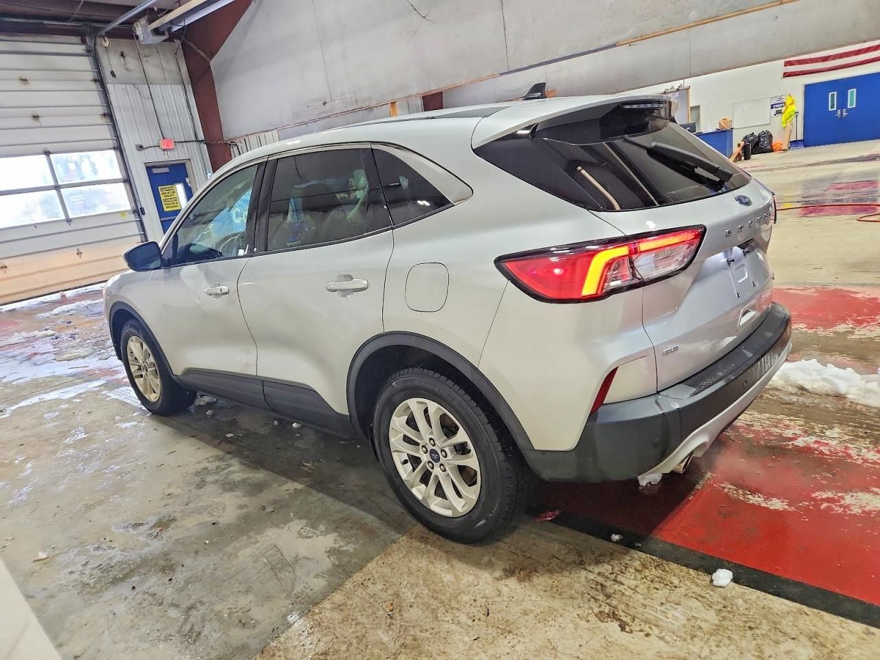 2020 Ford Escape se