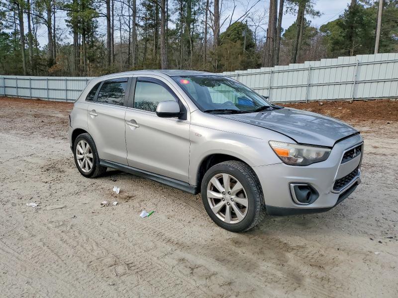 2014 Mitsubishi Outlander Sport se
