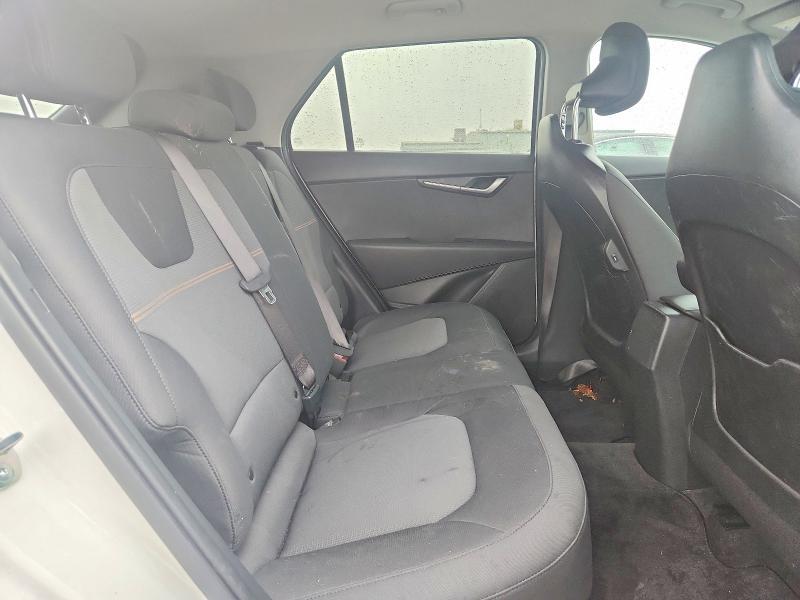 2025 KIA Niro lx