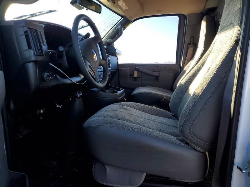 2025 Chevrolet Express G2500 Utility / Service Van