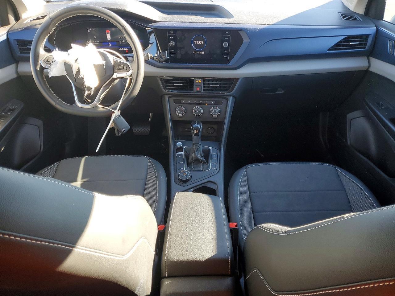 2022 Volkswagen Taos se