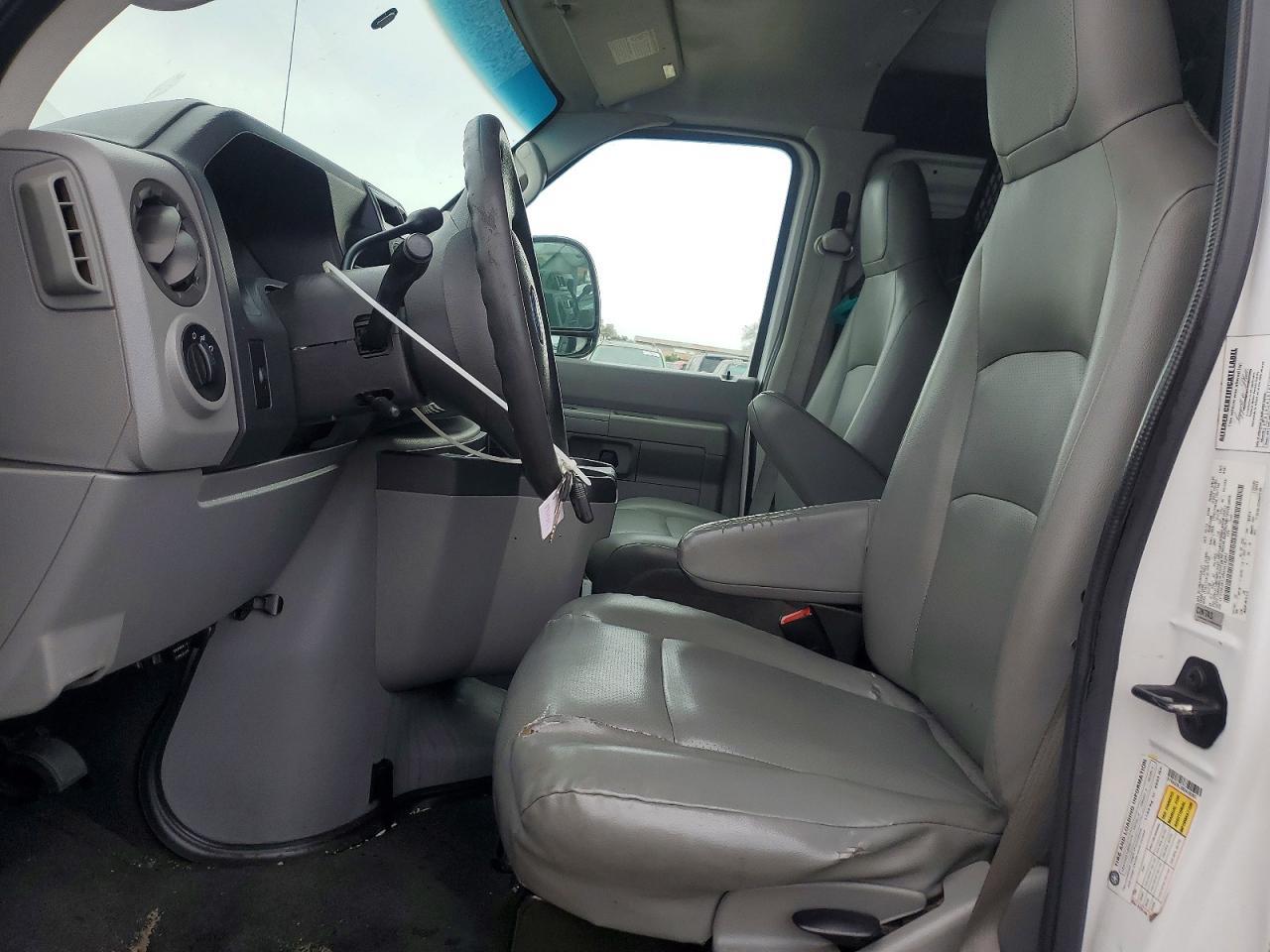 2011 Ford E250 Utility / Service Van