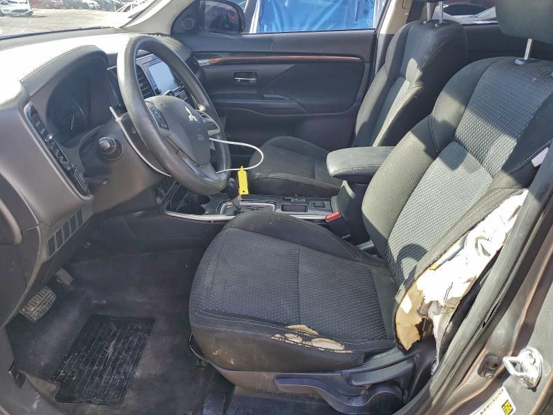 2019 Mitsubishi Outlander es