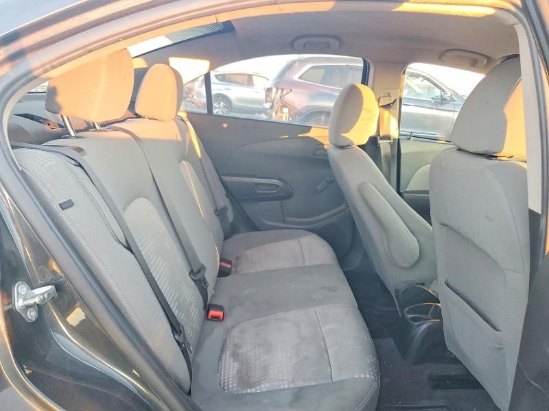 2016 Chevrolet Sonic ls