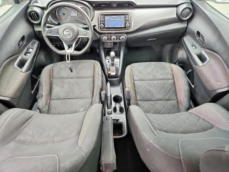 2020 Nissan Kicks s