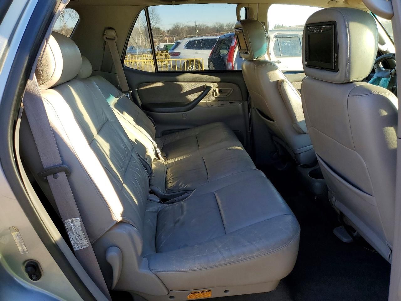 2002 Toyota Sequoia SR5