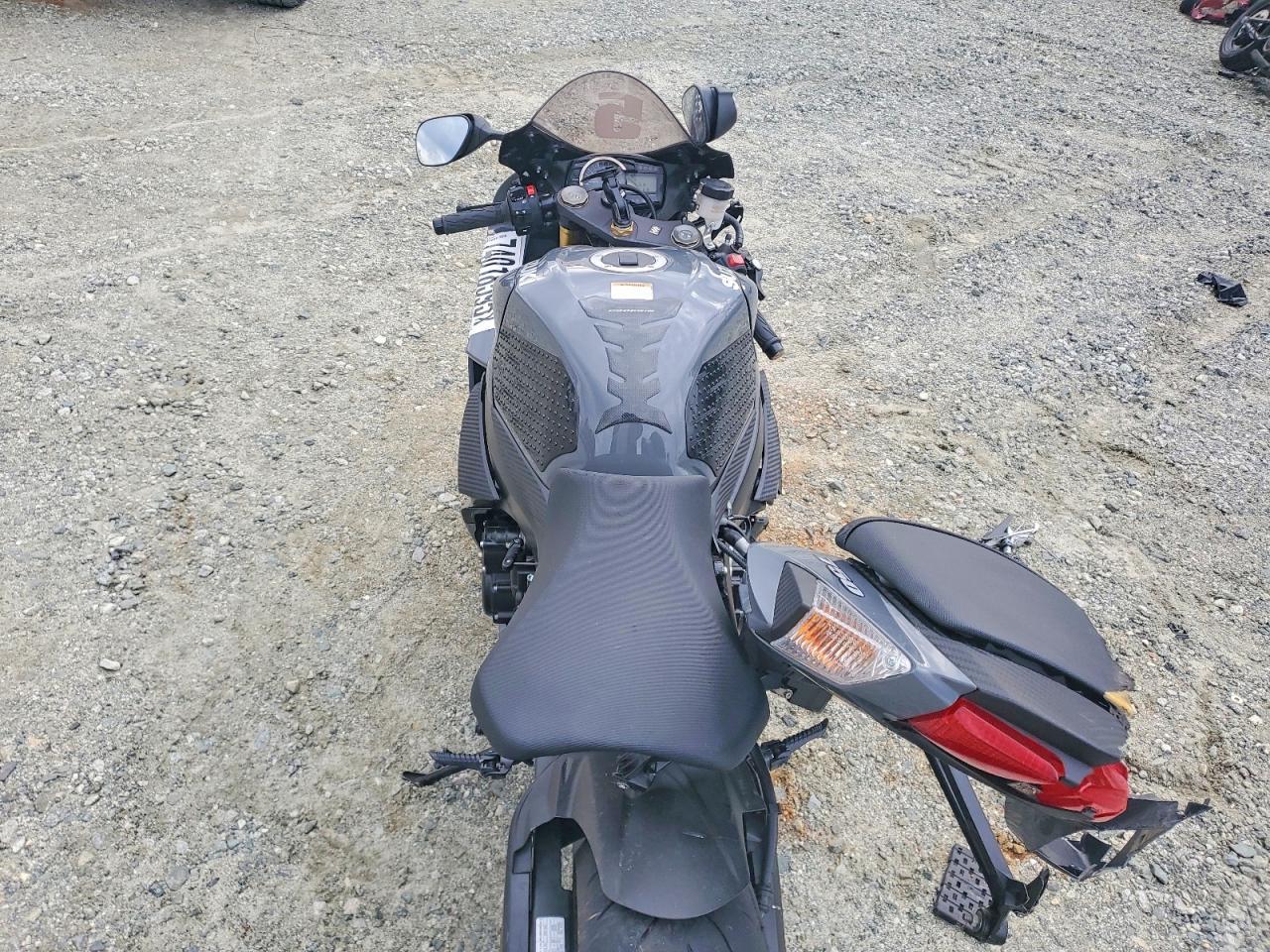 2025 Suzuki GSX-R750