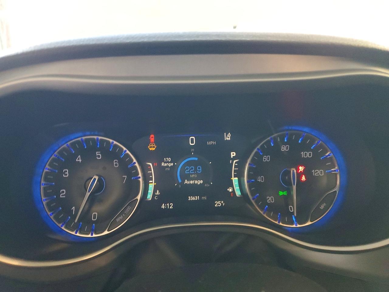 2023 Chrysler Pacifica Touring l