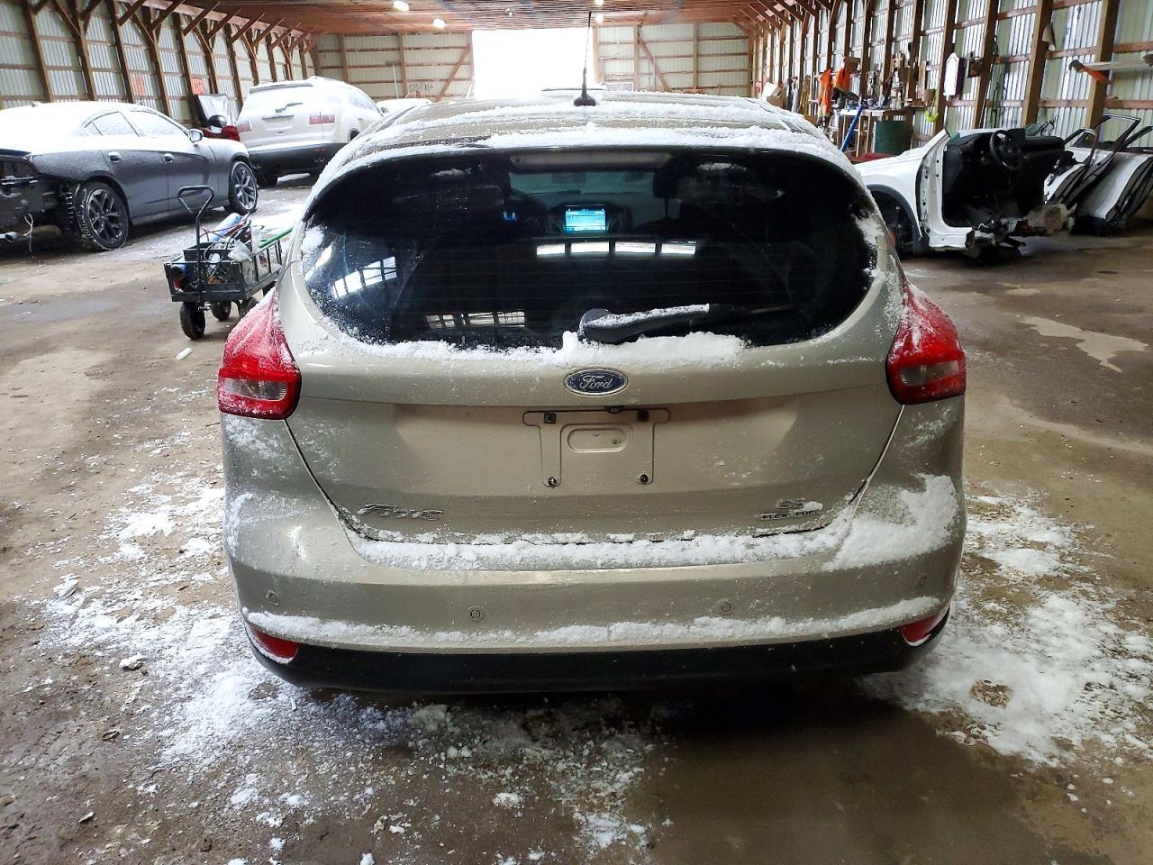 2016 Ford Focus se