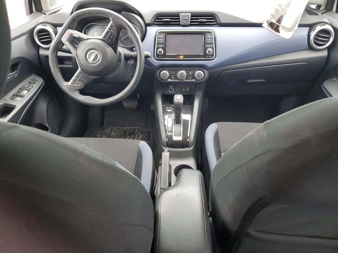 2024 Nissan Versa sv