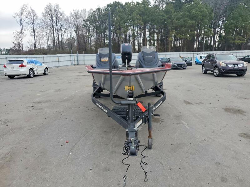 2025 Tracker Boat