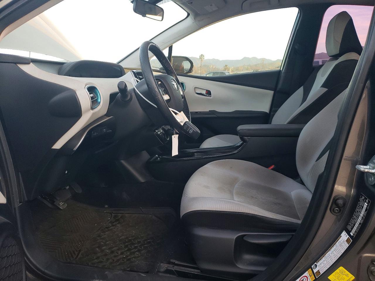 2016 Toyota Prius