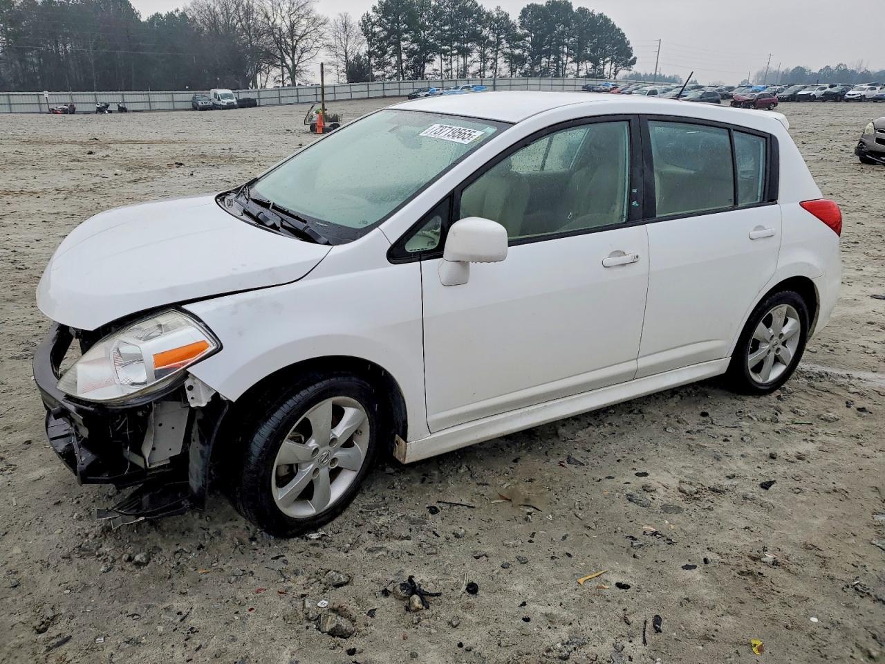 2012 Nissan Versa s