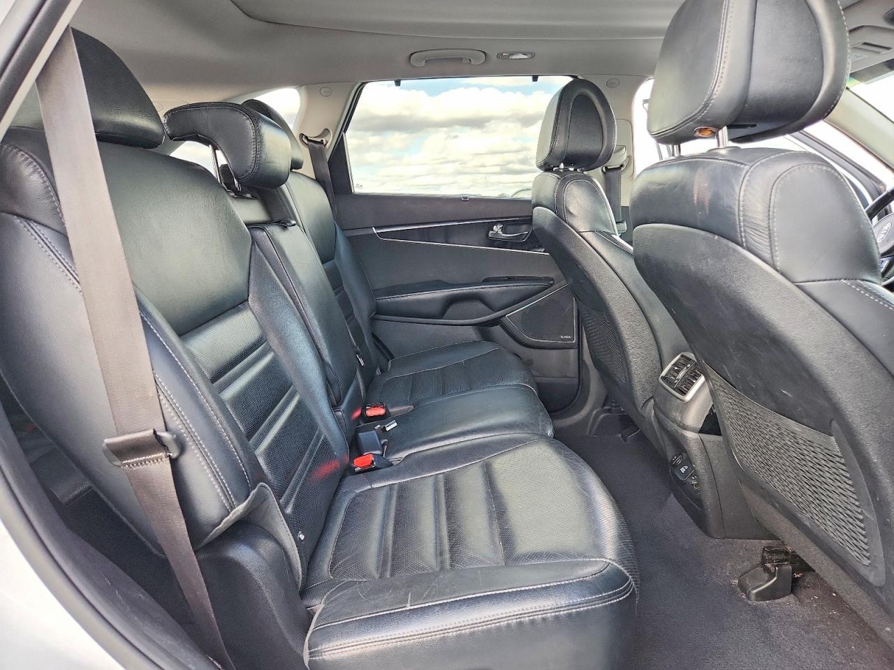 2016 KIA Sorento sx