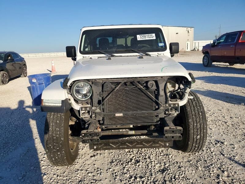 2020 Jeep Gladiator Overland