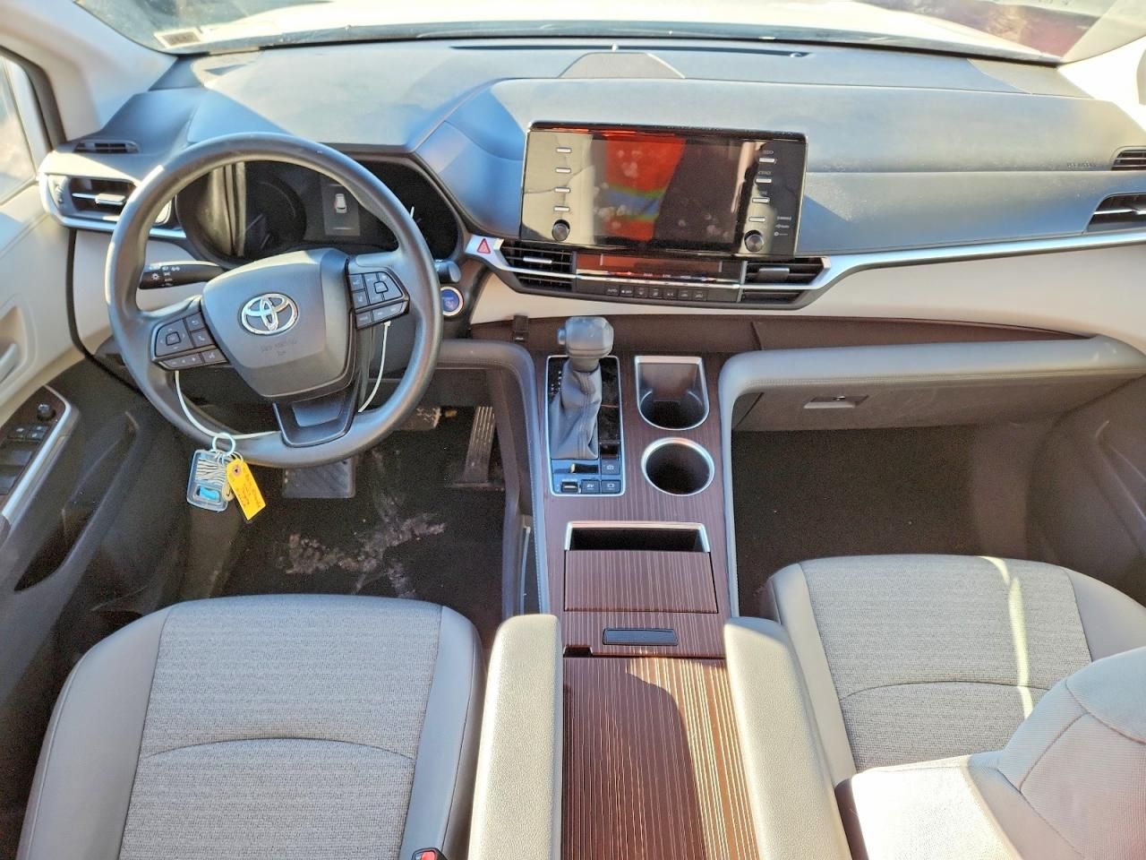 2022 Toyota Sienna le