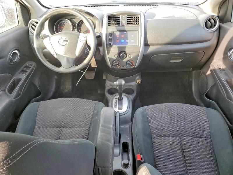 2019 Nissan Versa sv