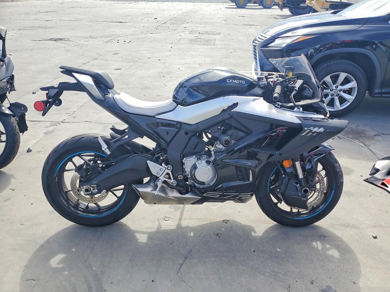 2026 Cf Moto 675SS